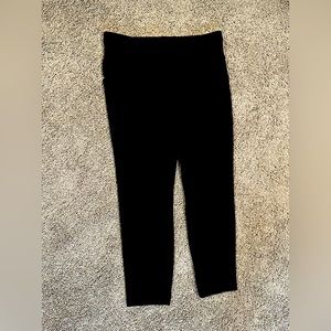 Cabi. Relax Crop Legging. Size Small. Black.